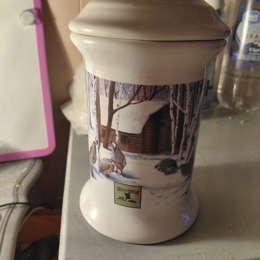 Field & Stream Winter Scene Ceramic Jar 9in Tall